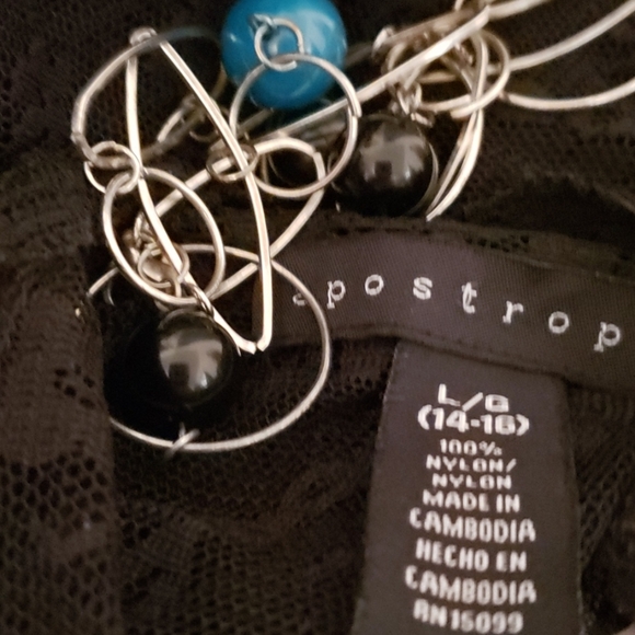 APOSTROPHE ALL LACE TOP SIZE LARGE - Picture 15 of 16